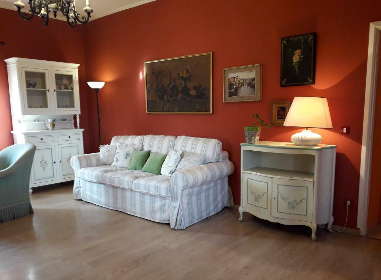 Alle Preci Country House Santa Restituta Exterior photo